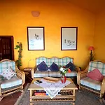 Tatil Evi Roco 1 - Grosser Pool, Sauna, Wundervoller Meerblick, Pure Entspannung La Asomada (Lanzarote)