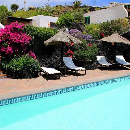 Roco 1 - Grosser Pool, Sauna, Wundervoller Meerblick, Pure Entspannung La Asomada (Lanzarote)