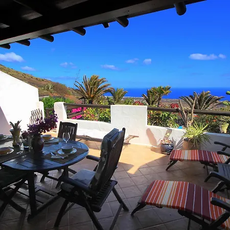 度假居 Roco 1 - Grosser Pool, Sauna, Wundervoller Meerblick, Pure Entspannung