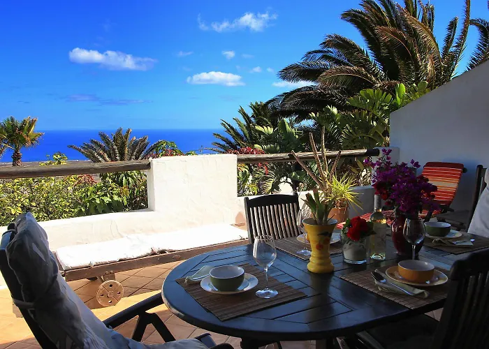 Roco 1 - Grosser Pool, Sauna, Wundervoller Meerblick, Pure Entspannung Tatil Evi *