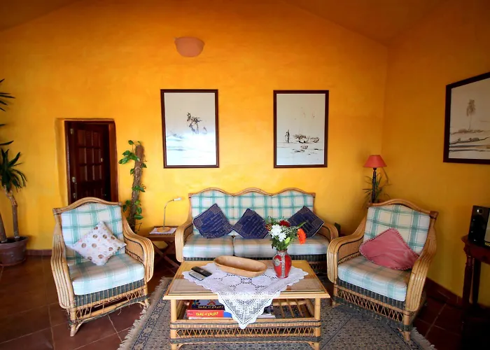 Tatil Evi Roco 1 - Grosser Pool, Sauna, Wundervoller Meerblick, Pure Entspannung La Asomada (Lanzarote)