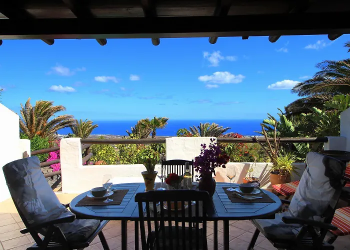 Roco 1 - Grosser Pool, Sauna, Wundervoller Meerblick, Pure Entspannung 펜션