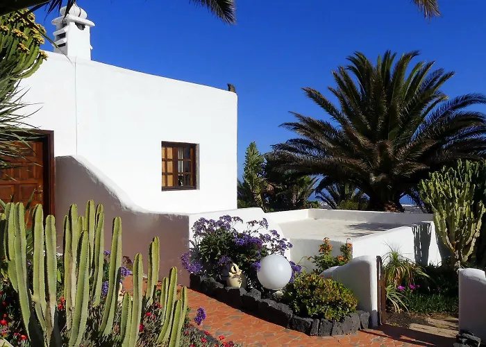 Roco 1 - Grosser Pool, Sauna, Wundervoller Meerblick, Pure Entspannung